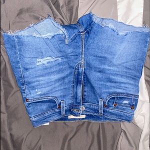 Levi women’s shorts